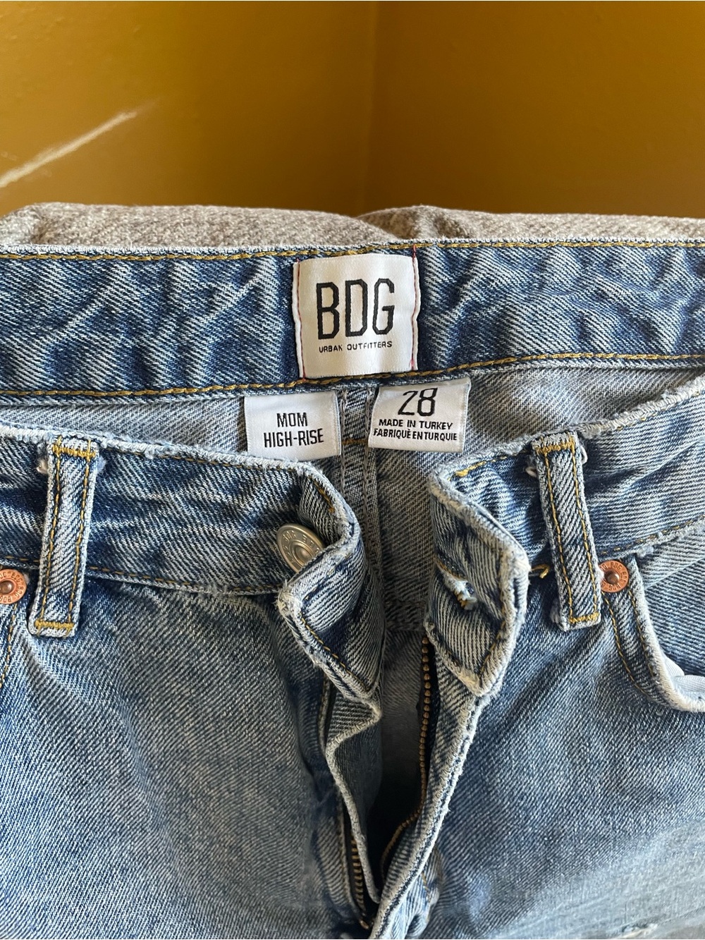 BDG Mom Jean